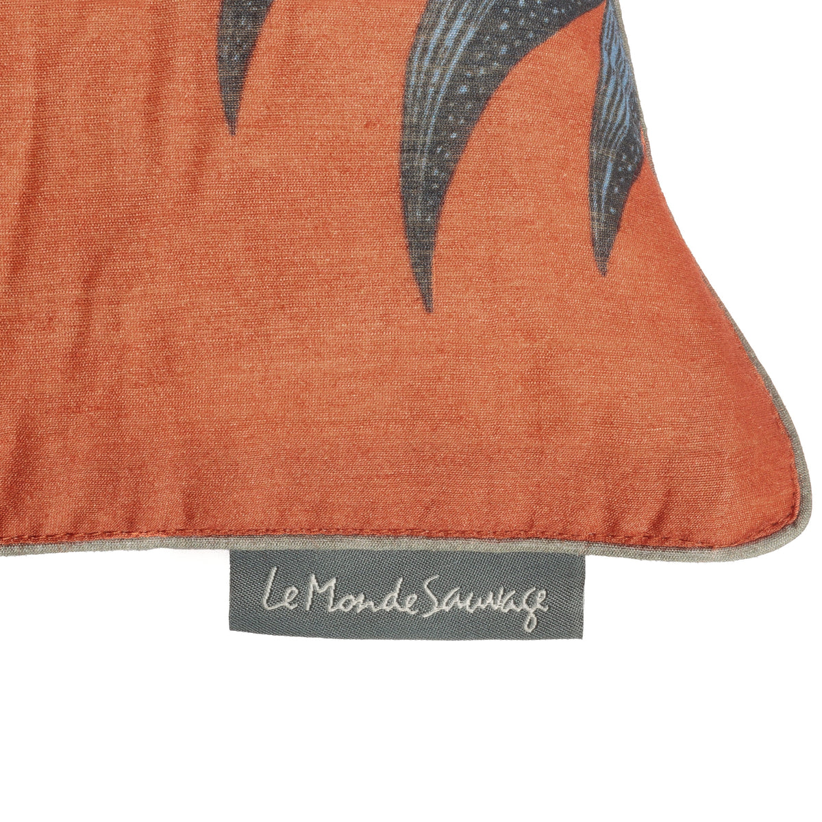 Coussin bestiaire sherkan - Le Monde Sauvage 