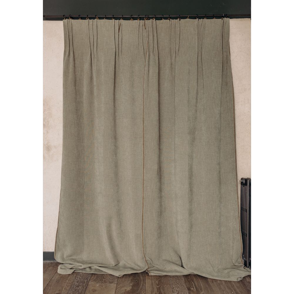 Auro Lappi Curtain