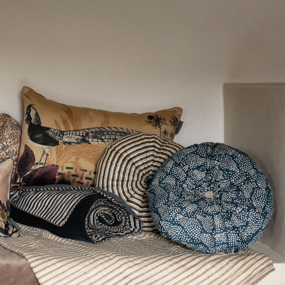Coussin Totoro Édimbourg - Le Monde Sauvage